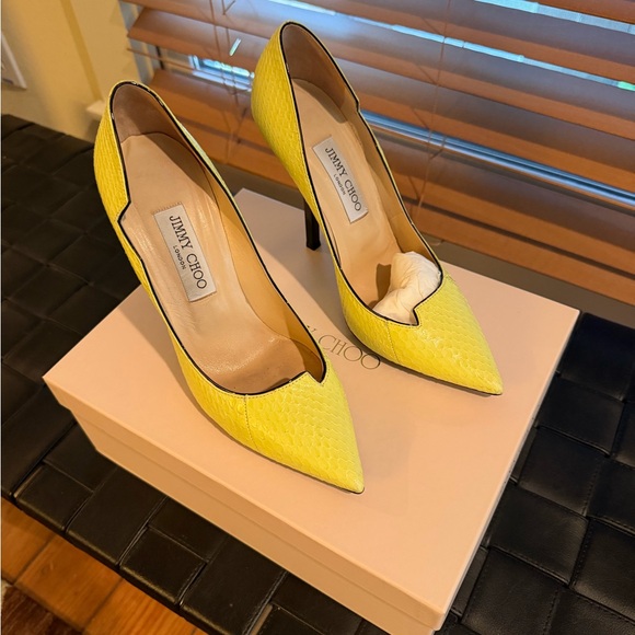 Jimmy Choo Shoes - Jimmy Choo Yellow Pointed-Toe Stiletto Pumps